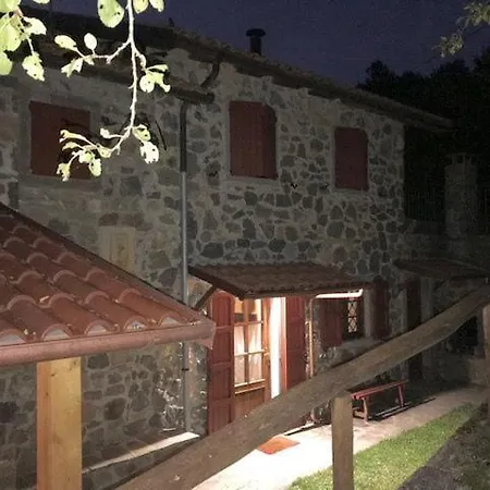 House Casini Di Corte シャレー Corfino